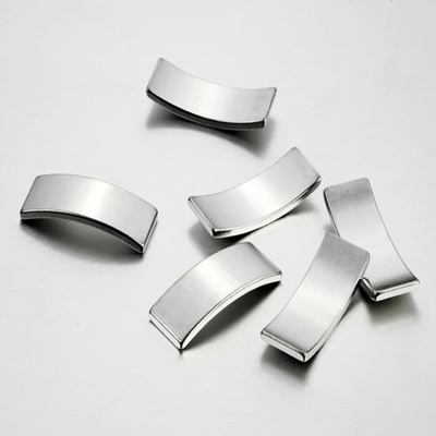 Good price Anisotropic Nickel Coated Rare Earth Arc Magnets for Direction Magnetization online